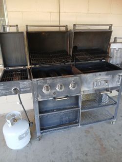 Barbecue pit, in good condition, everything working good first 125 takes it with a full tank..