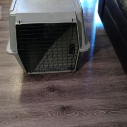 Dog Crate/Kennel