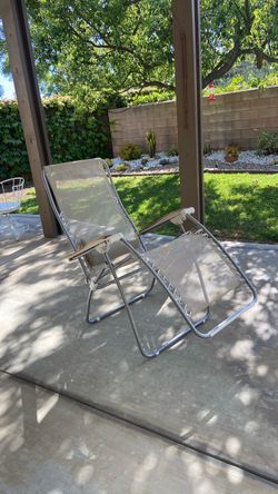 Zero Gravity Chair