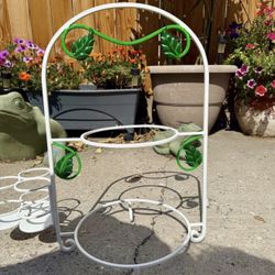 Plant stand and small propagation station