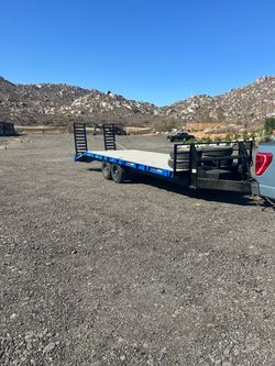 FLATBET TRÁILERS, 25’ X 8’ TITLE AND HAND