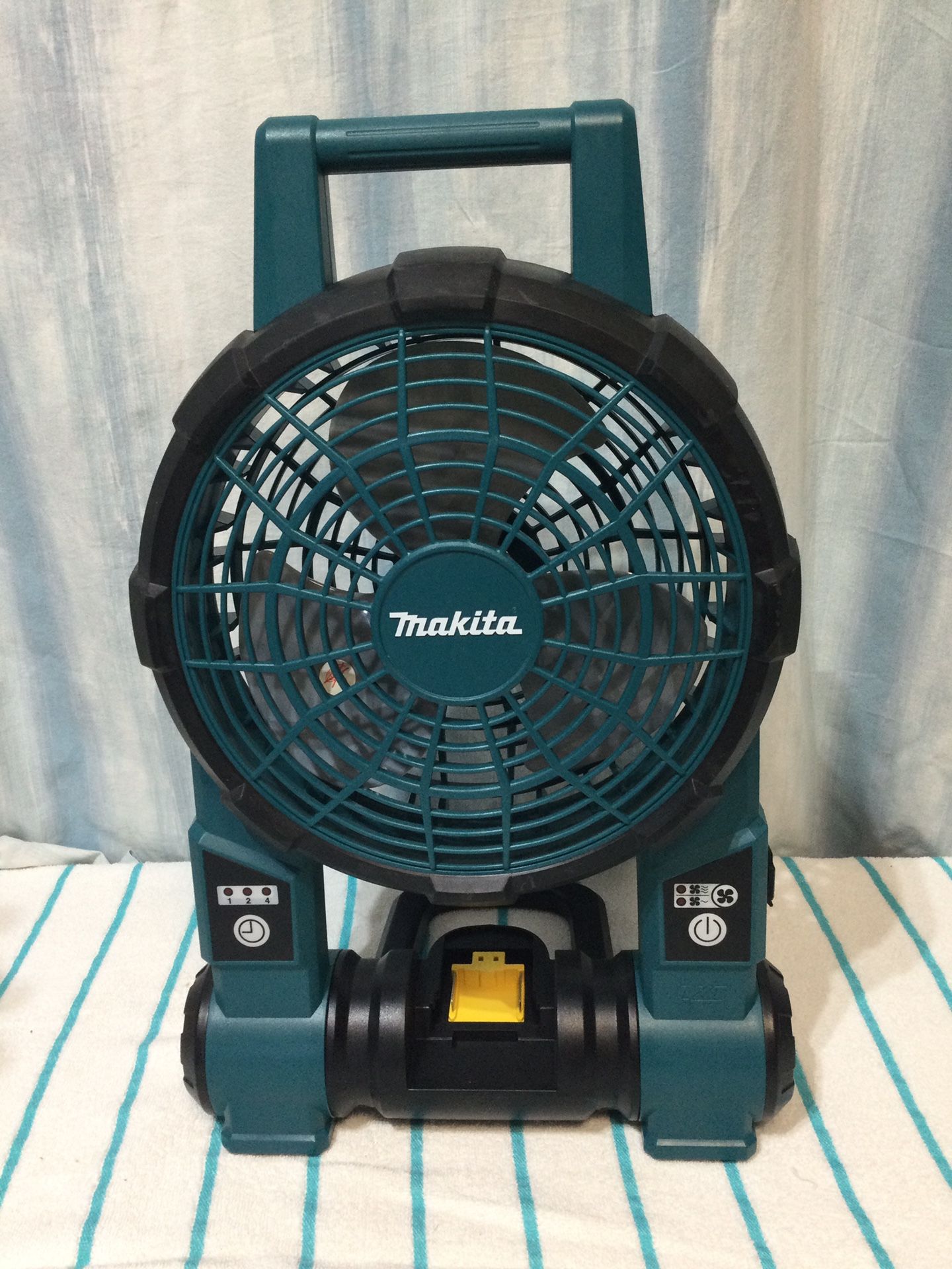 New MAKITA 18V CORDLESS JOB SITE FAN/VENTILATOR, Model: #BCF201