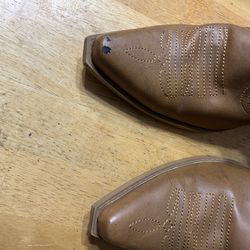 Brown western embroidered cowboy boots