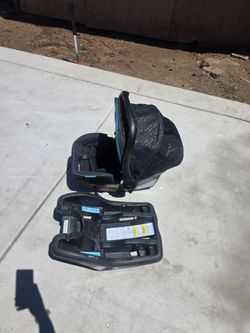 Infant car seat