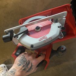 Milwaukee Skill Saw