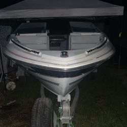 1986 Bayliner Capri Boat 