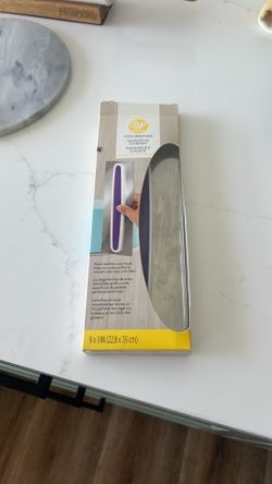 Icing smoother