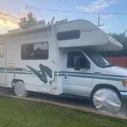Ford E350 Fleetwood Tioga Montara Motorhome. only 22' long