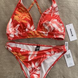 Hurley 2-Piece Bathing Suit