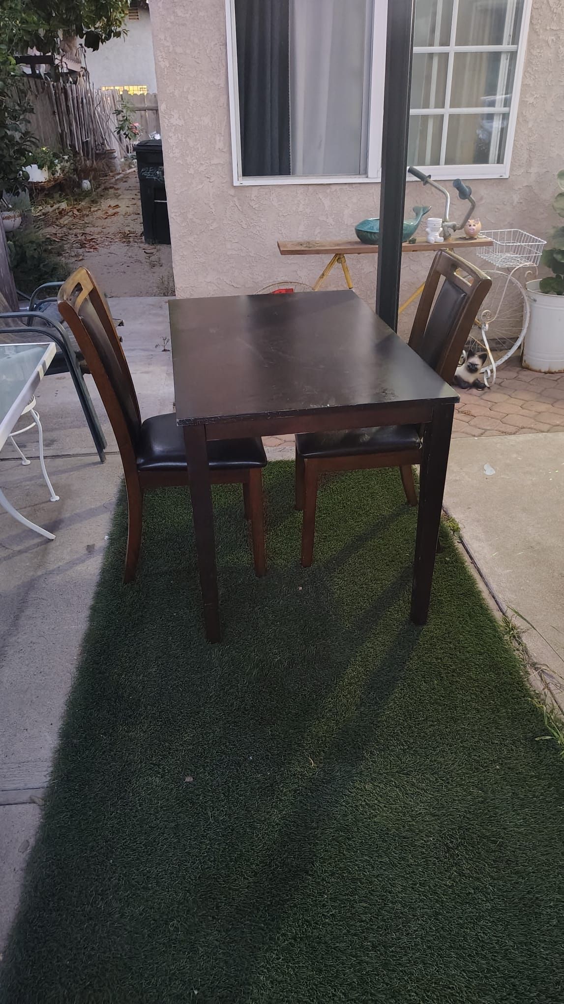 Dining Table , 2 Chairs