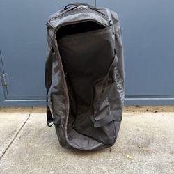 Patagonia Black Hole Wheeled Duffel 80L – Excellent Condition – Upgraded Wheels – $325