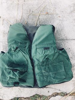 Adults size Large Fishing vest for Sale in Los Angeles, CA - OfferUp