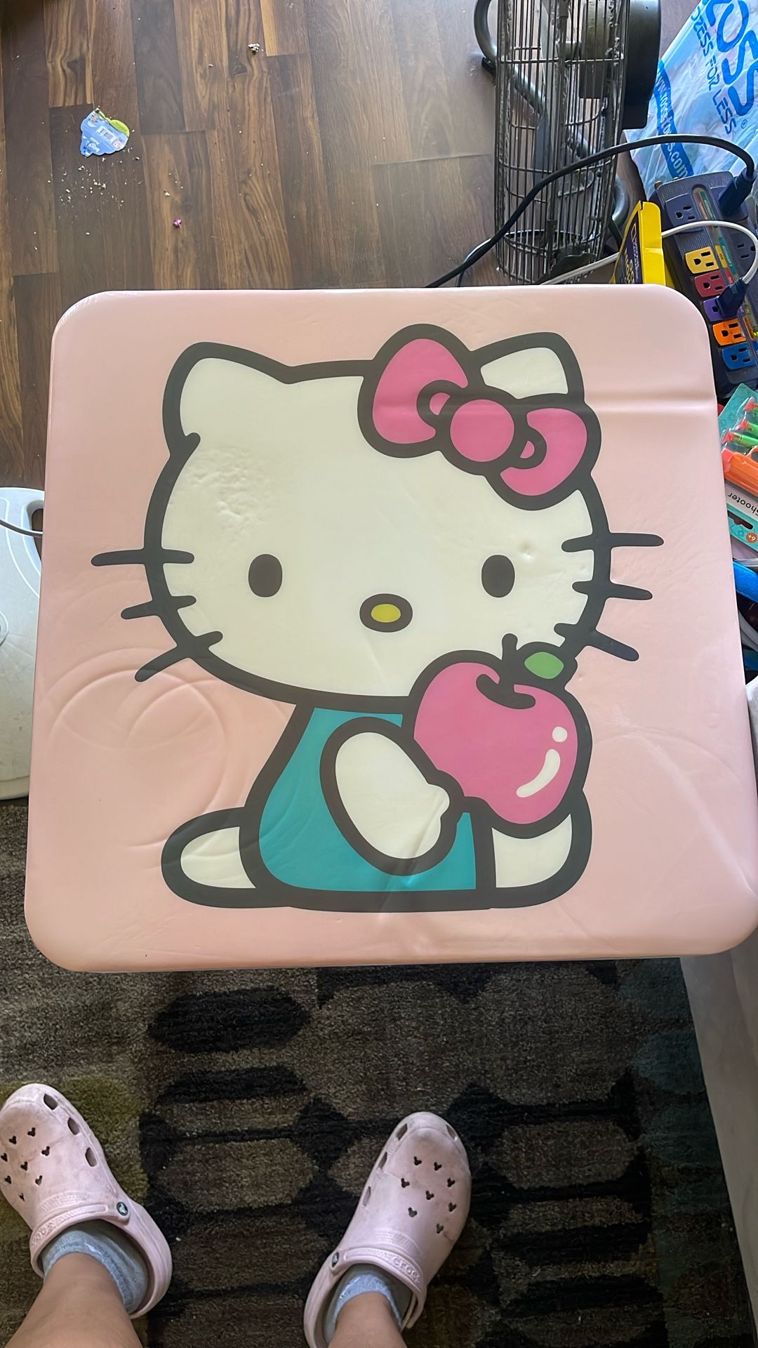 Hello Kitty Kids Table With Chairs