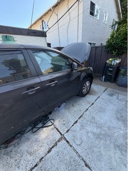 2017 kia sedona part out