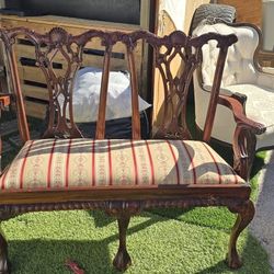 🪑 Antique Carved Wood Loveseat – $100 (Henderson