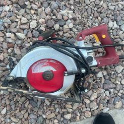 Chicago Electric circular saw great condition