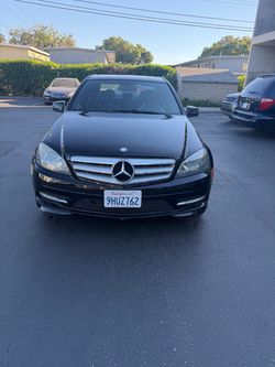 2011 Mercedes Benz C300