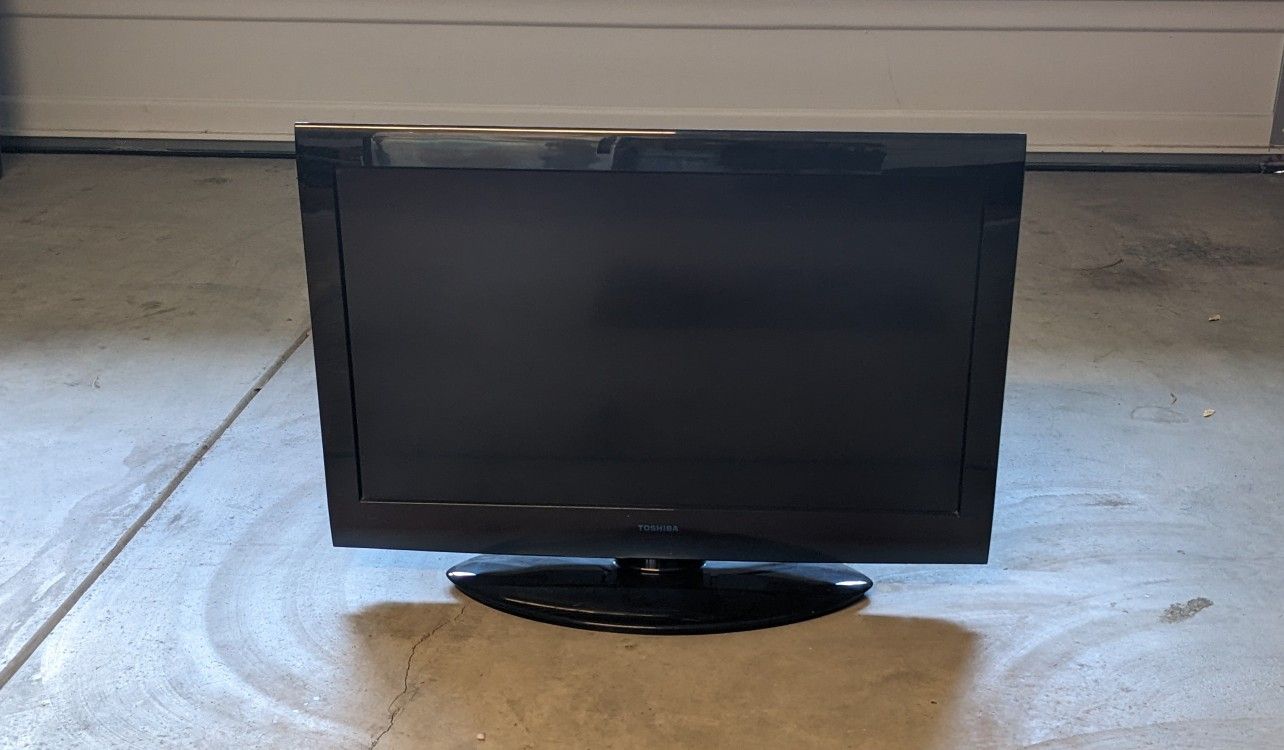 37" Toshiba TV