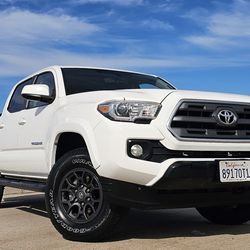 2017 Toyota Tacoma