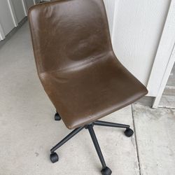 brown desk chair