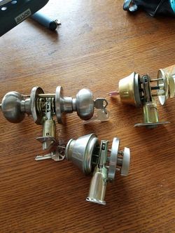 Dead bolt and entry door knob