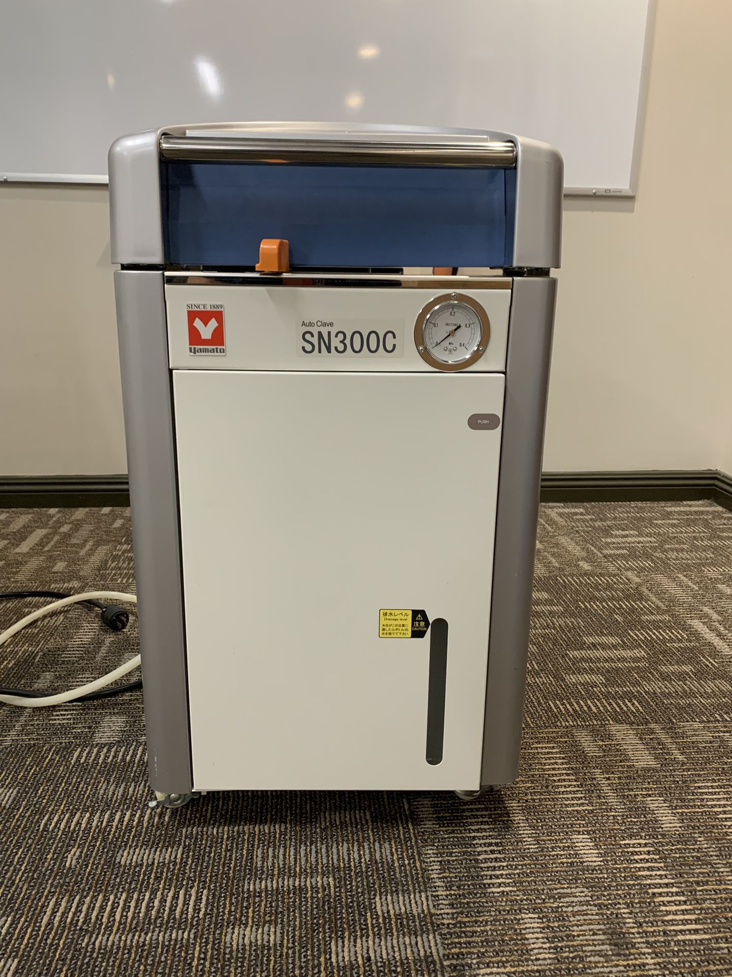 Yamato SN-300C Standard Lab Sterilizer 32l 115v