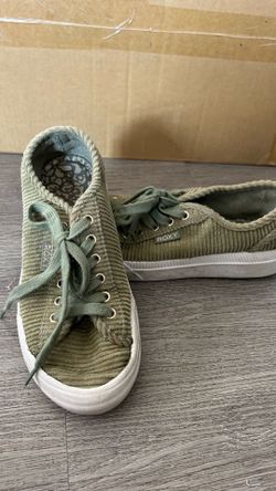 Roxy Green Shoes