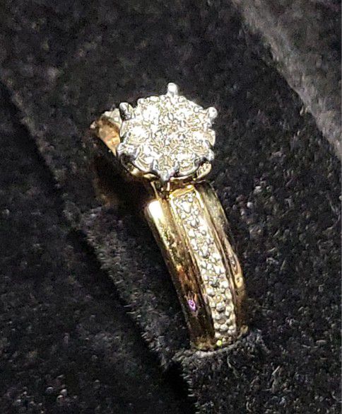 10k Women's Genuine Diamond Ring
