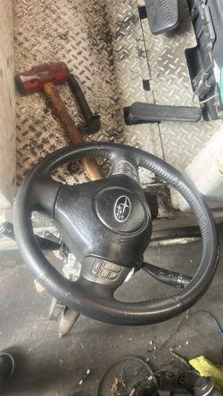 Steering wheel with srs oem Subaru wrx 2008-2010
