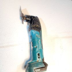 Makita LXMT02Z 18V Multi-Tool