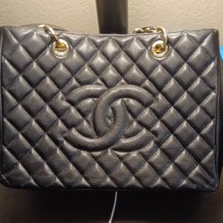 Pre-Owned Chanel GST Tote Matelasse Bag Caviar Skin A50995 Black Women's CHANEL Chain (Good)