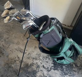 Vintage Golf Set — Titleist Bag, Callaway Big Bertha Irons, Driver & Fairway Woods