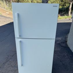 Household Refrigerator Fridge Freezer Great For Garage