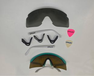 Oakley Razor Blades Sunglasses - Vintage