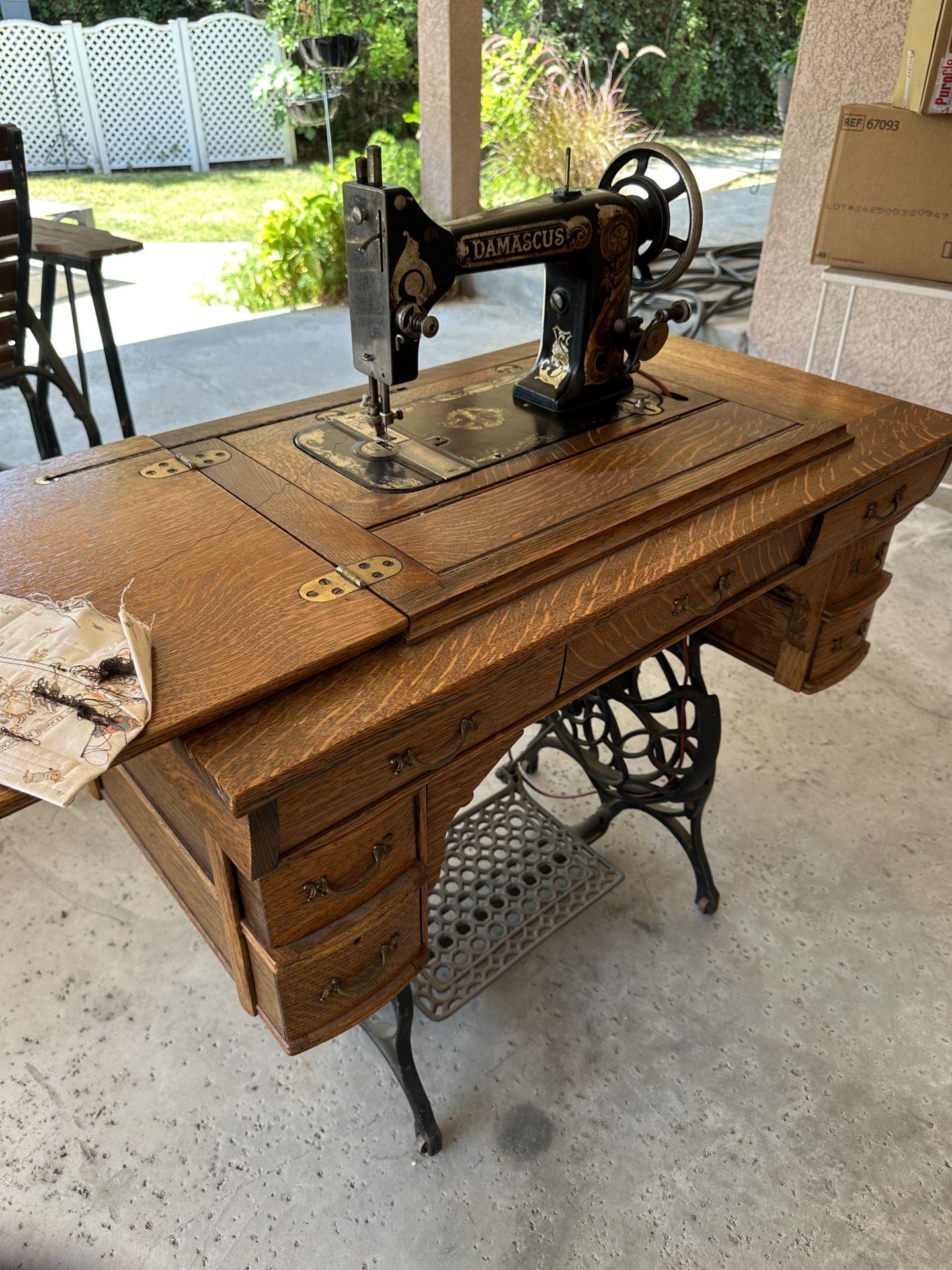 Antique Vintage Sewing Machine In Cabinet Treadle