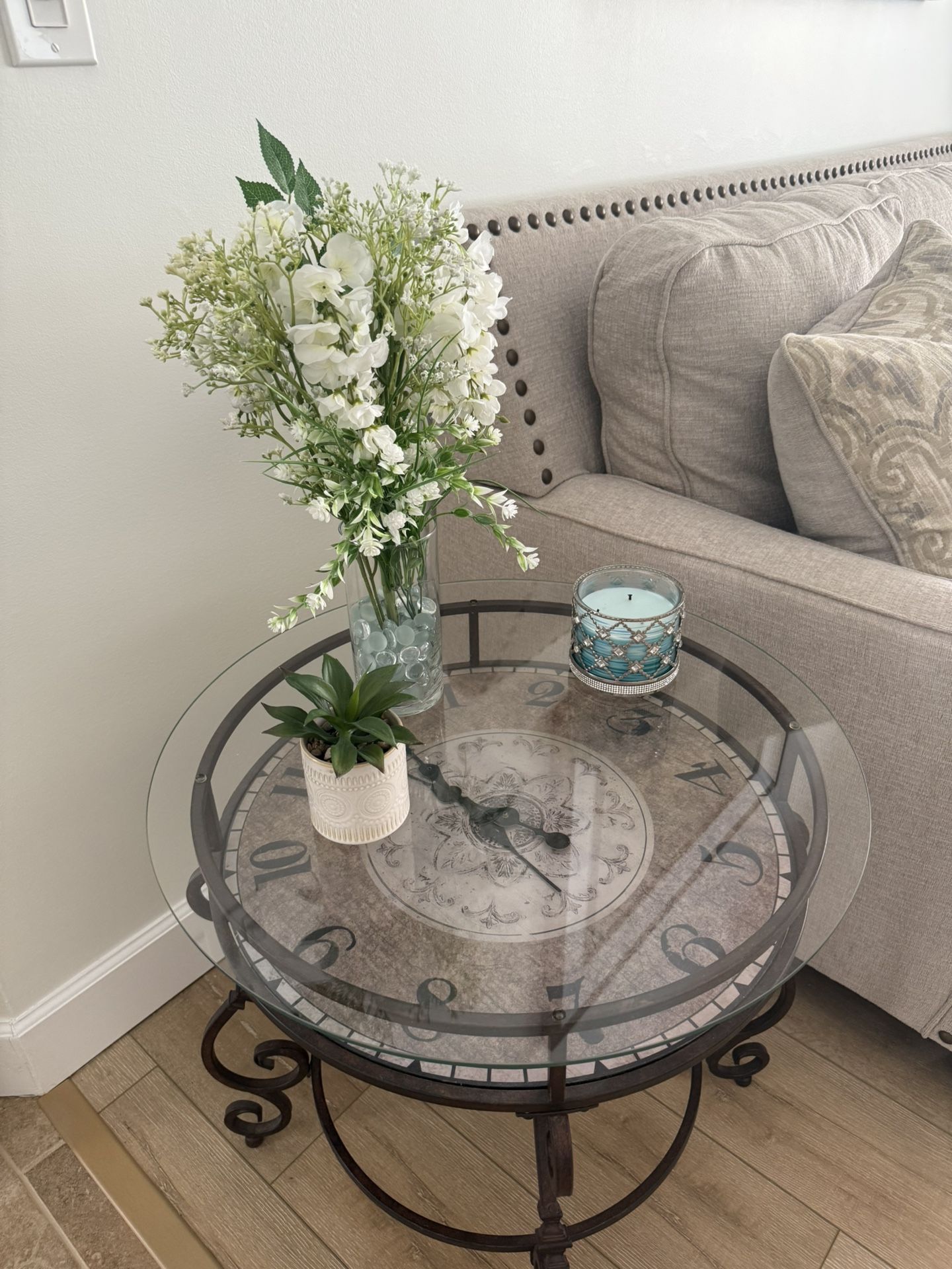Accent/End Table