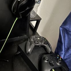 Xbox Series S Black Edition Working 