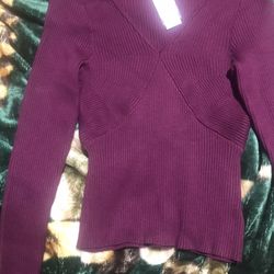 Sweater Blouse. M/L New 