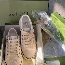 Couple casual shoes