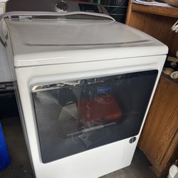 Maytag Electric Smart Dryer