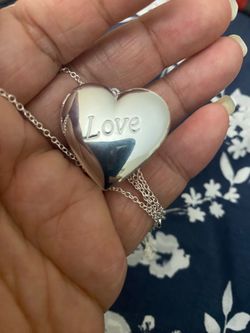 Love heart ❤️ photo frame pendant necklace