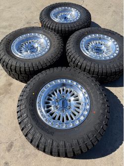 KMC rims 17x8.5 6x139