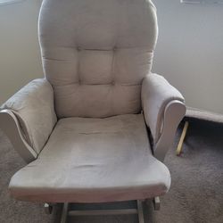 Rocking Chair 