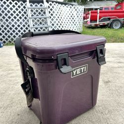 YETI ROADIE 24 