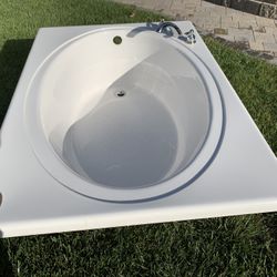 Cast Iron Drop In / Undermount Jacuzzi Soaking Tub with Chrome Fixtures