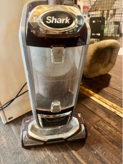 Shark Bagless Vacuum Cleaner