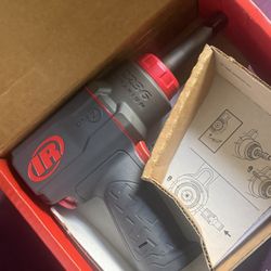 AIR IMPACT WRENCH