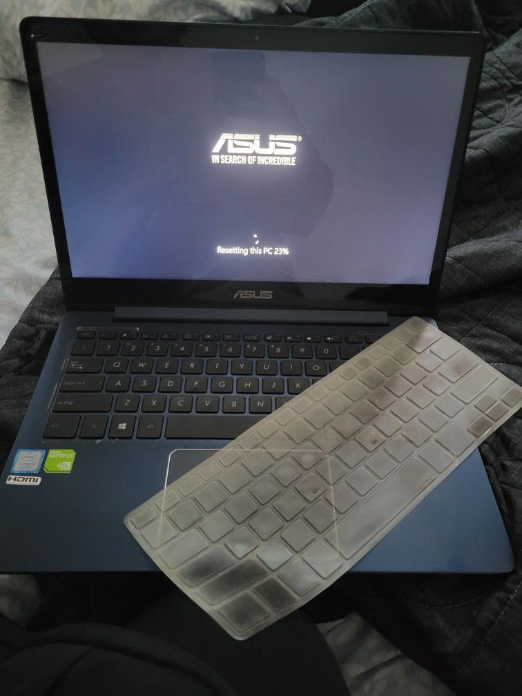 Asus Zenbook 13 Laptop (Royal Blue)