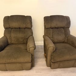La-Z-Boy Recliner Chairs – Set of 2 – Great Condition