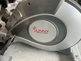Foldable rowing machine